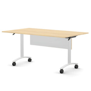 Classic összecsukható asztal 1500 mm széles lappal