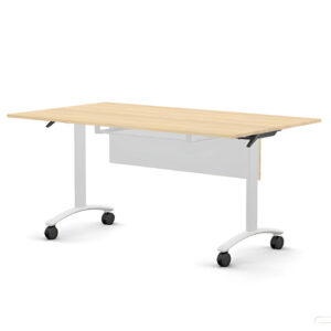 Classic összecsukható asztal 1500 mm széles lappal